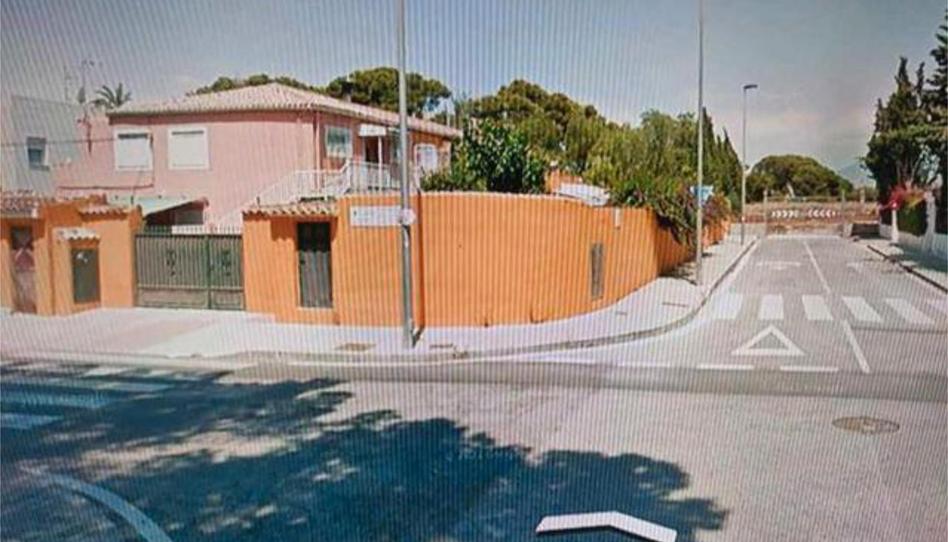 Single-family semi-detached for sale in Vistahermosa, Alicante - image 1 Photo 1 of Single-family semi-detached for sale in Vistahermosa, Alicante