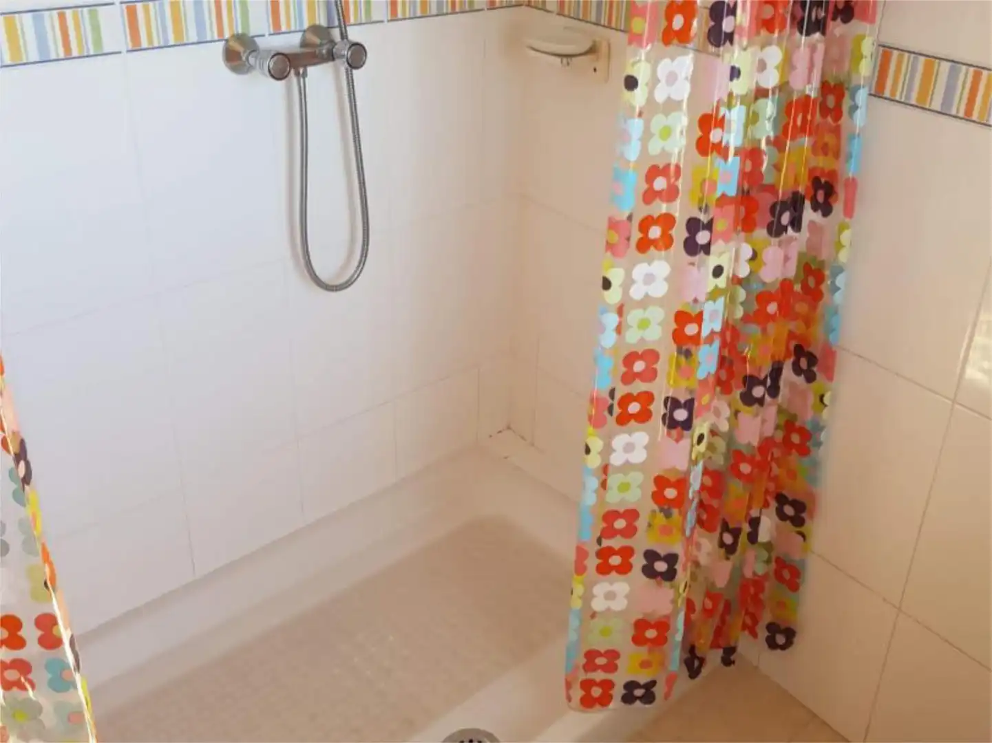 Bathroom of Flat for rent in Carnota  with Furnished
