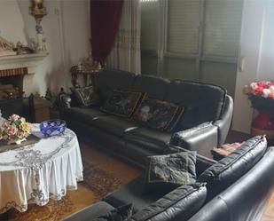 Living room of Flat for sale in Ourense Capital   with Heating, Furnished and Balcony