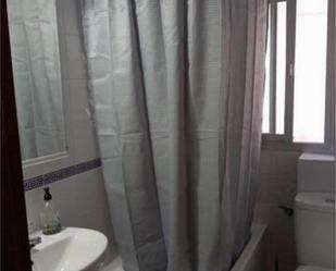 Bany de Apartament de lloguer en San Fernando