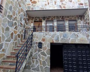 Exterior view of House or chalet for sale in Navaluenga  with Balcony