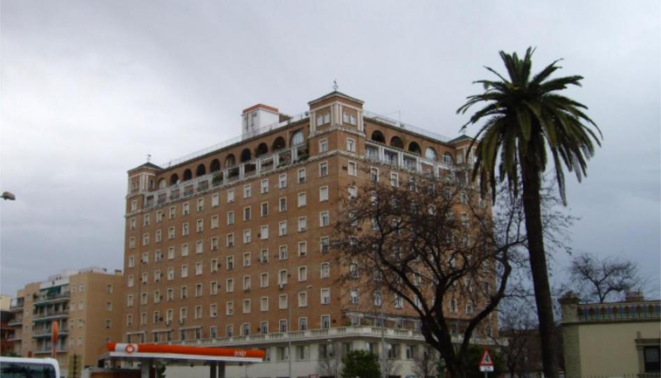 Premises for sale in Avenida Molini, 1a, Sector Sur - La Palmera - Reina Mercedes, Sevilla - image 1 Photo 1 of Premises for sale in Avenida Molini, 1a, Sector Sur - La Palmera - Reina Mercedes, Sevilla