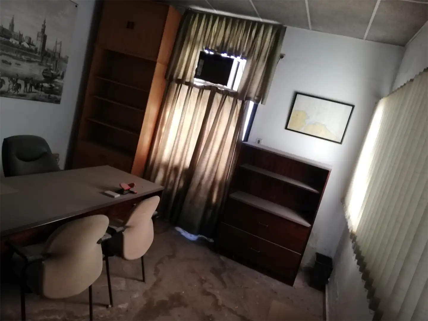 Schlafzimmer von Geschaftsraum zum Verkauf in Sevilla