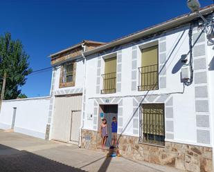 Exterior view of House or chalet for sale in Villarrín de Campos  with Heating, Private garden and Parquet flooring