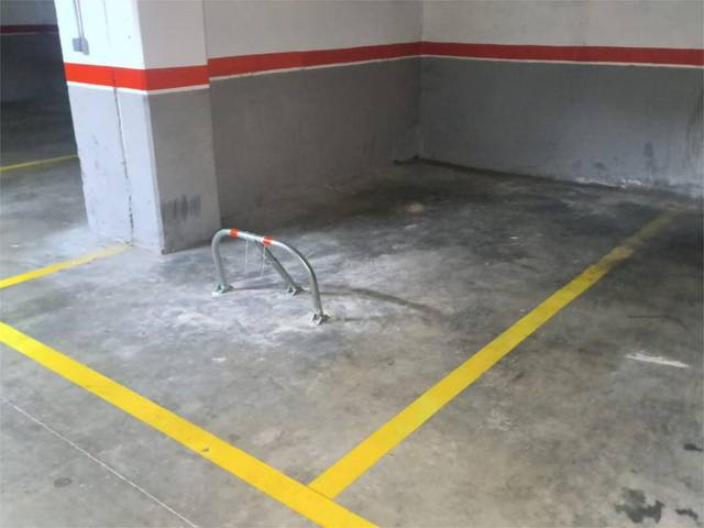Garaje en Alquiler en Avinguda de Roma, 36 en Nou Eixample Sud
