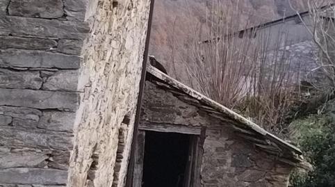 Foto 3 de Casa adosada en venda a Calle Iglesia, 42a, Vega de Valcarce, León