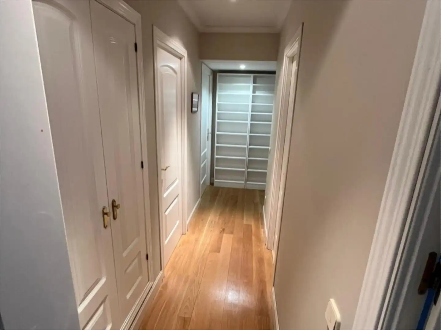 Habitación en Calle del Marqués de Santillana, 4, Ciudad Jardín Piso para compartir en Madrid con Aire acondicionado, Calefacción y Amueblado