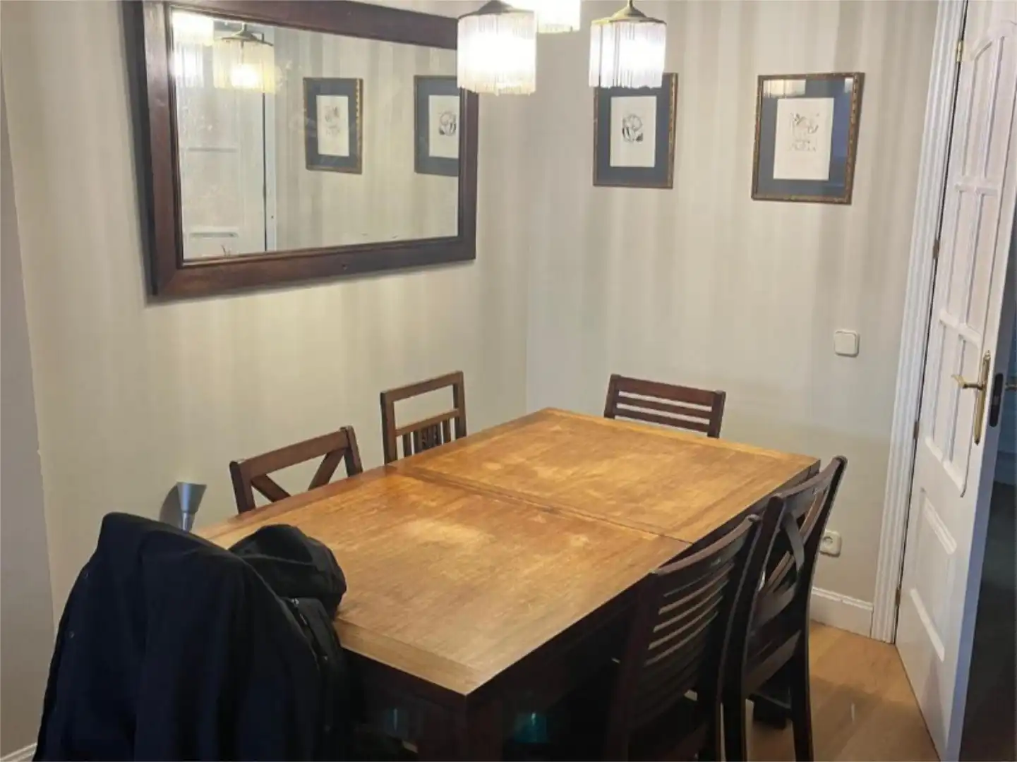 Habitación en Calle del Marqués de Santillana, 4, Ciudad Jardín Comedor de Piso para compartir en Madrid con Aire acondicionado, Calefacción y Amueblado