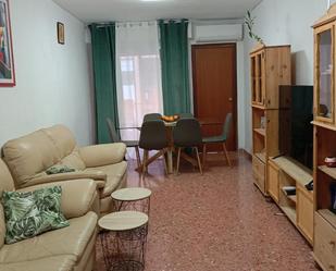 Living room of Flat for sale in L'Alcúdia de Crespins  with Air Conditioner, Terrace and Balcony