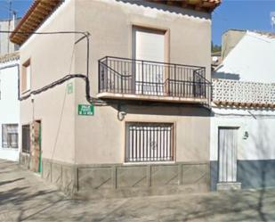 Vista exterior de Casa adosada en venda en Huerta de Valdecarábanos amb Balcó
