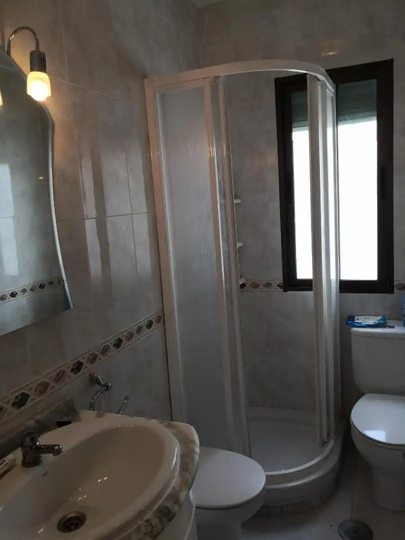 Bathroom of Flat for rent in Toledo  with Terrace and Balcony