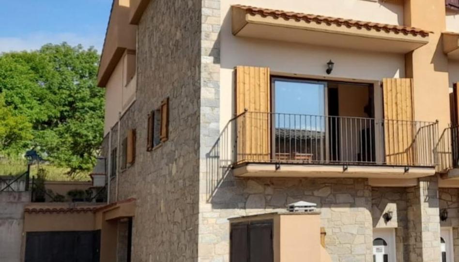 Foto 1 de Casa adosada en venda a Carrer Sense Nom, 4, Vallcebre, Barcelona