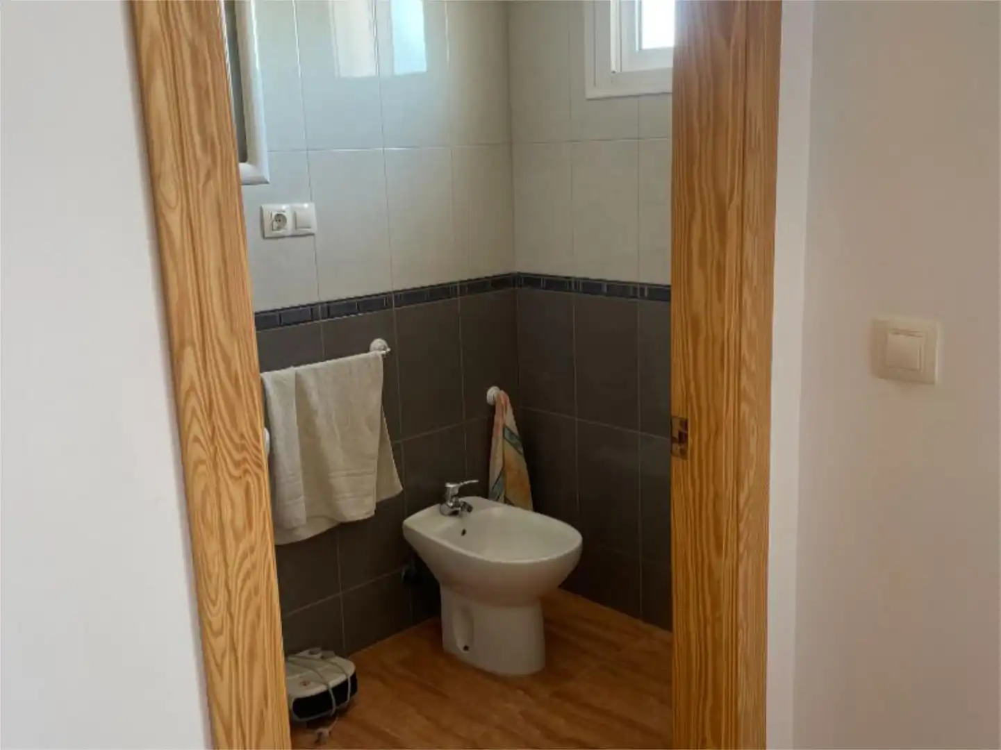 Bathroom of Flat for sale in Benamaurel  with Terrace, Furnished and Community parking