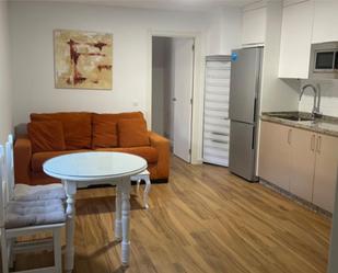 Sala d'estar de Apartament de lloguer en Fuengirola amb Aire condicionat i Moblat