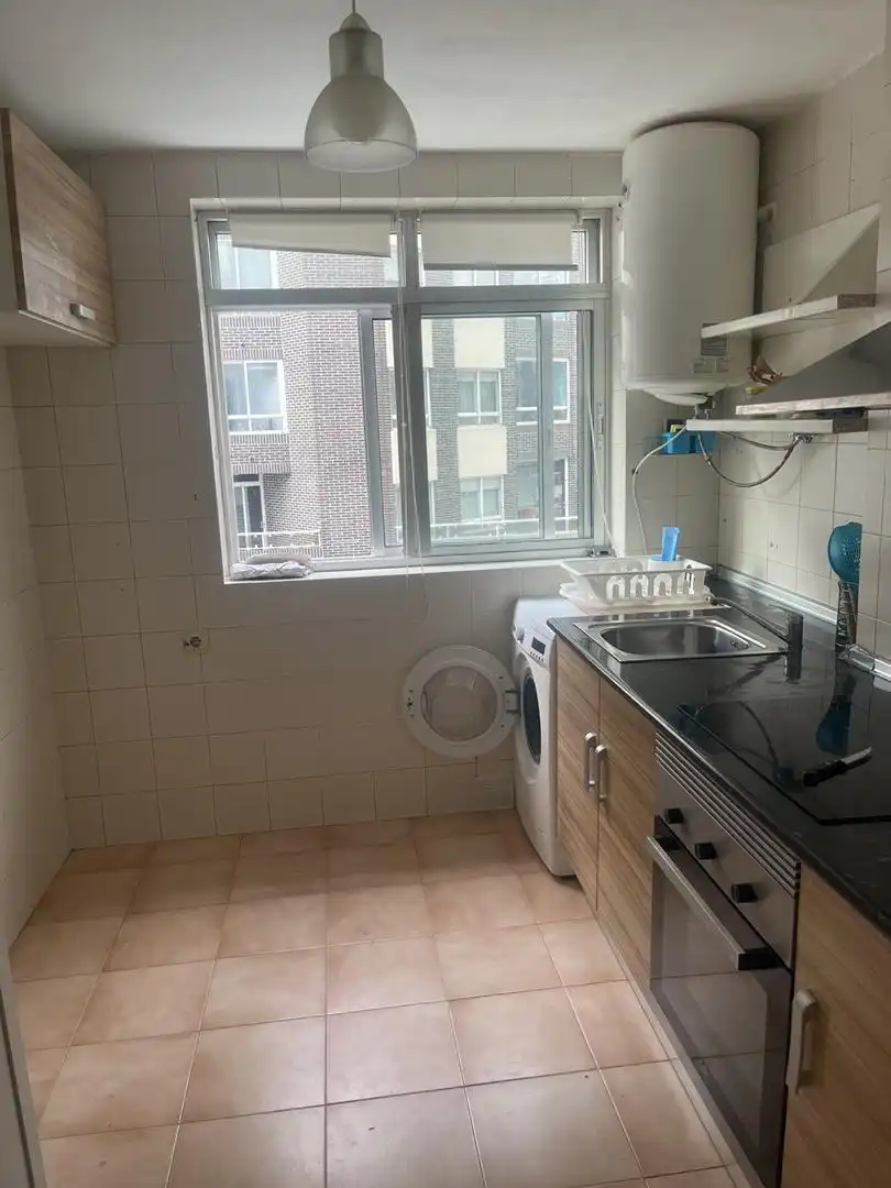 Piso de alquiler en Avenida Das Camelias, 115, Praza Independencia Cocina de Piso de alquiler en Vigo