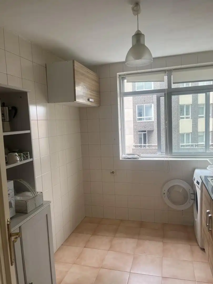 Piso de alquiler en Avenida Das Camelias, 115, Praza Independencia Baño de Piso de alquiler en Vigo