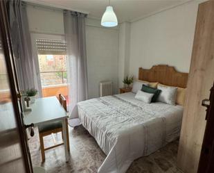 Bedroom of Study to share in Valladolid Capital  with Heating, Terrace and Furnished