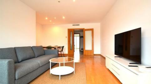 Piso de alquiler en Carrer D'en Pepe de Garraf, 12, Can Pei, Barcelona - imagen 3 Foto 3 de Piso de alquiler en Carrer D'en Pepe de Garraf, 12, Can Pei, Barcelona