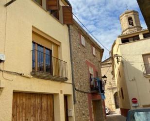 Vista exterior de Casa adosada en venda en Vilanova de Prades