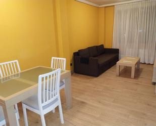 Living room of Flat to rent in Valladolid Capital  with Parquet flooring, Storage room and Furnished