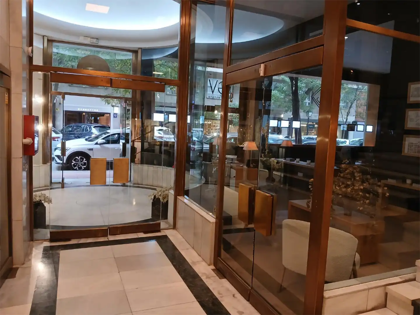 Geschaftsraum zur Miete in Madrid mit Parkett