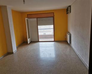 Living room of Flat to rent in Bellcaire d'Urgell  with Air Conditioner and Balcony