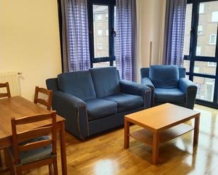 Living room of Flat to rent in Oviedo   with Heating, Parquet flooring and Storage room