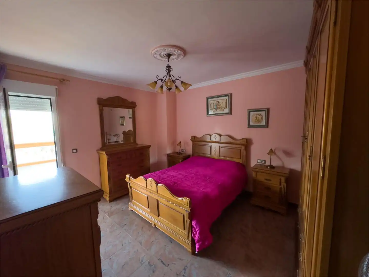 Casa adosada en venta en Calle Ramón y Cajal, 12, Freila Habitación de Casa adosada en venta en Freila con Terraza, Trastero y Amueblado