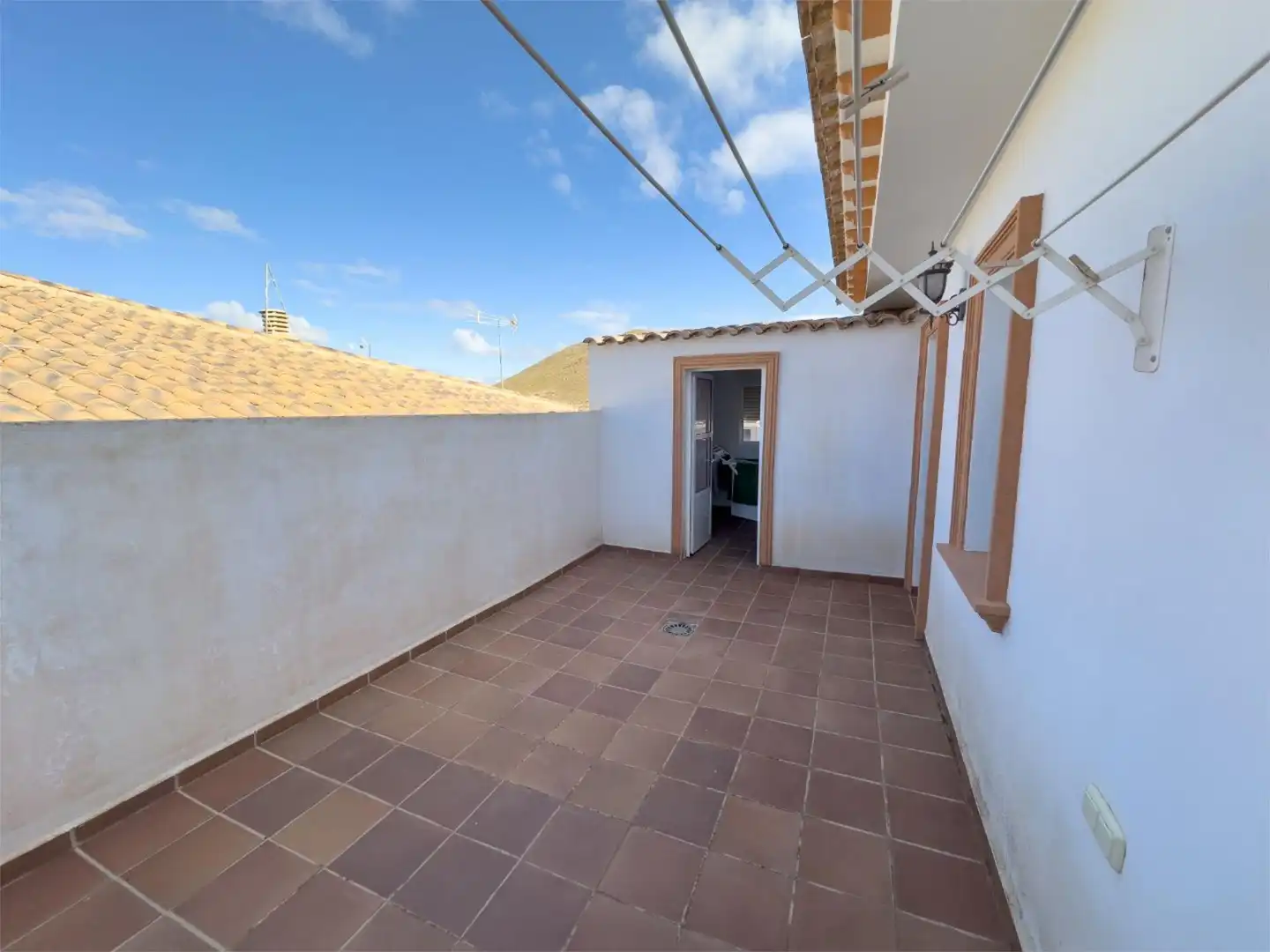 Casa adosada en venta en Calle Ramón y Cajal, 12, Freila Terraza de Casa adosada en venta en Freila con Terraza, Trastero y Amueblado