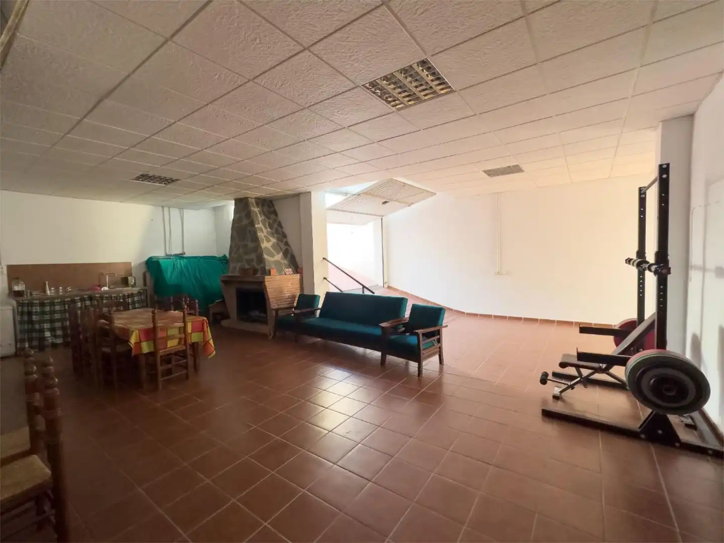 Casa adosada en venta en Calle Ramón y Cajal, 12, Freila Casa adosada en venta en Freila con Terraza, Trastero y Amueblado