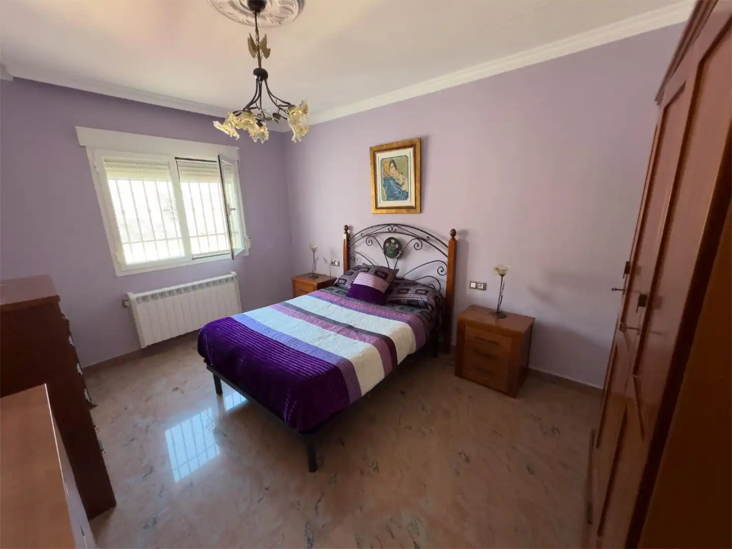 Casa adosada en venta en Calle Ramón y Cajal, 12, Freila Habitación de Casa adosada en venta en Freila con Terraza, Trastero y Amueblado
