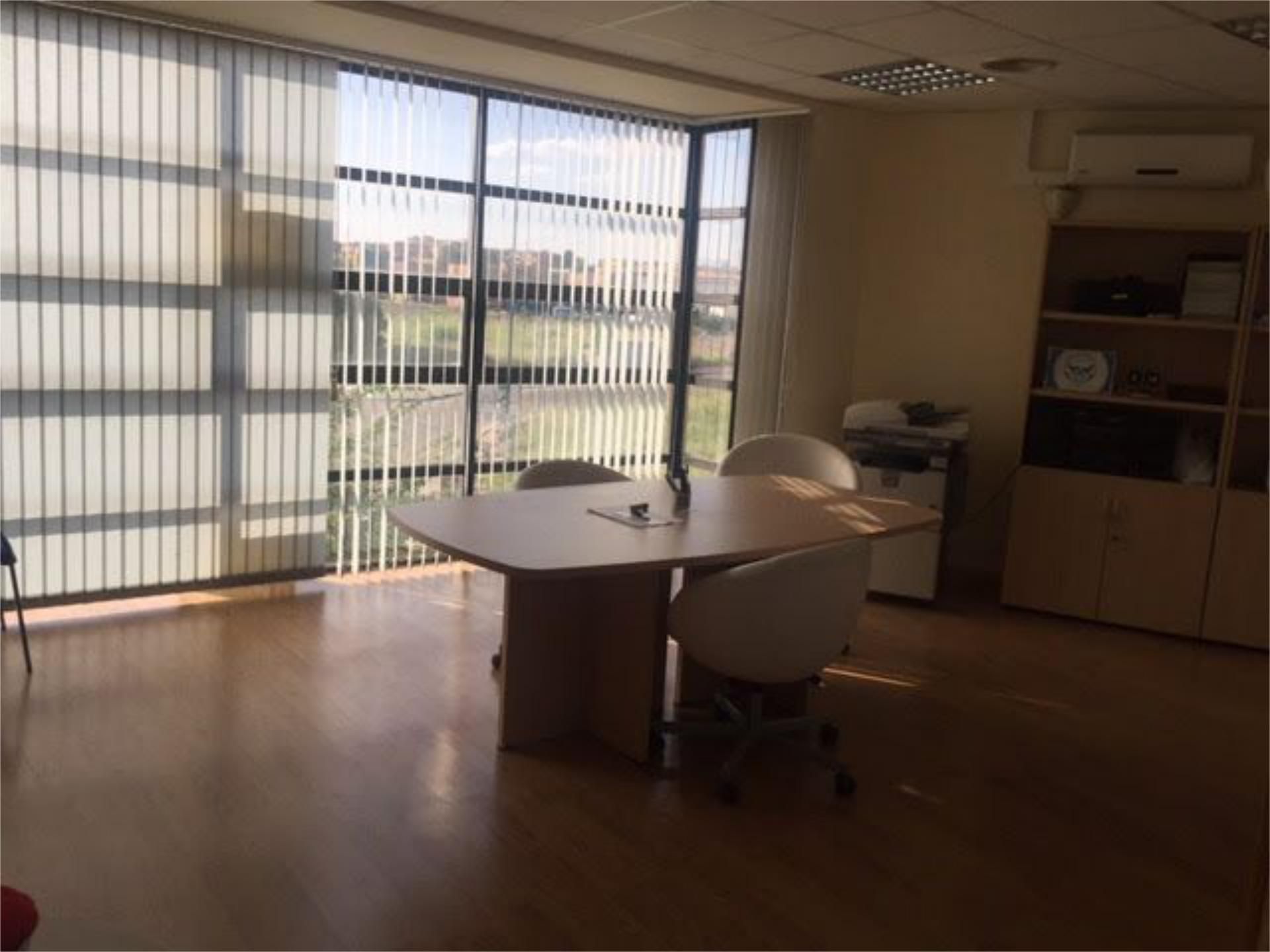 Oficina de lloguer en Azuqueca de Henares