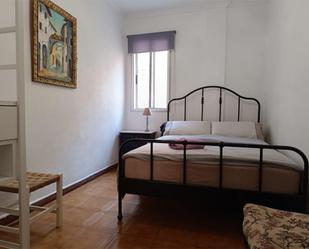 Bedroom of Flat to share in  Valencia Capital  with Furnished, Washing machine and Internet