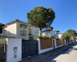 Exterior view of House or chalet for sale in Chiclana de la Frontera  with Air Conditioner, Terrace and Swimming Pool