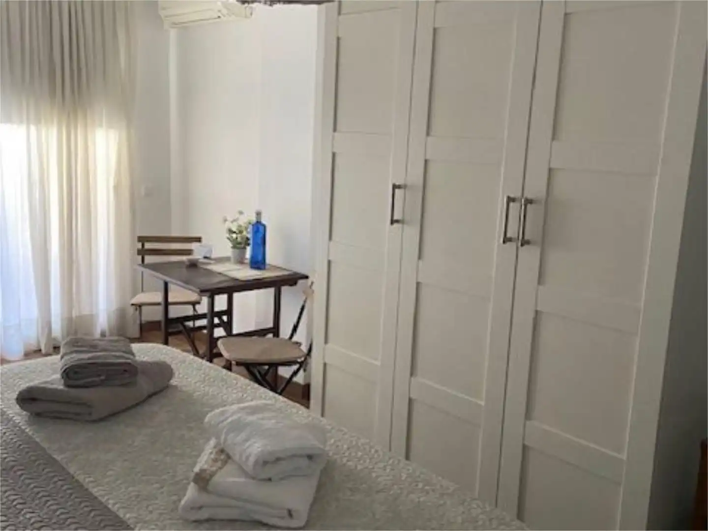 Habitación en Carrer de Lluís Oliag, 55, Mont-Olivet Habitación de Piso para compartir en Valencia con Aire acondicionado, Parquet y Amueblado