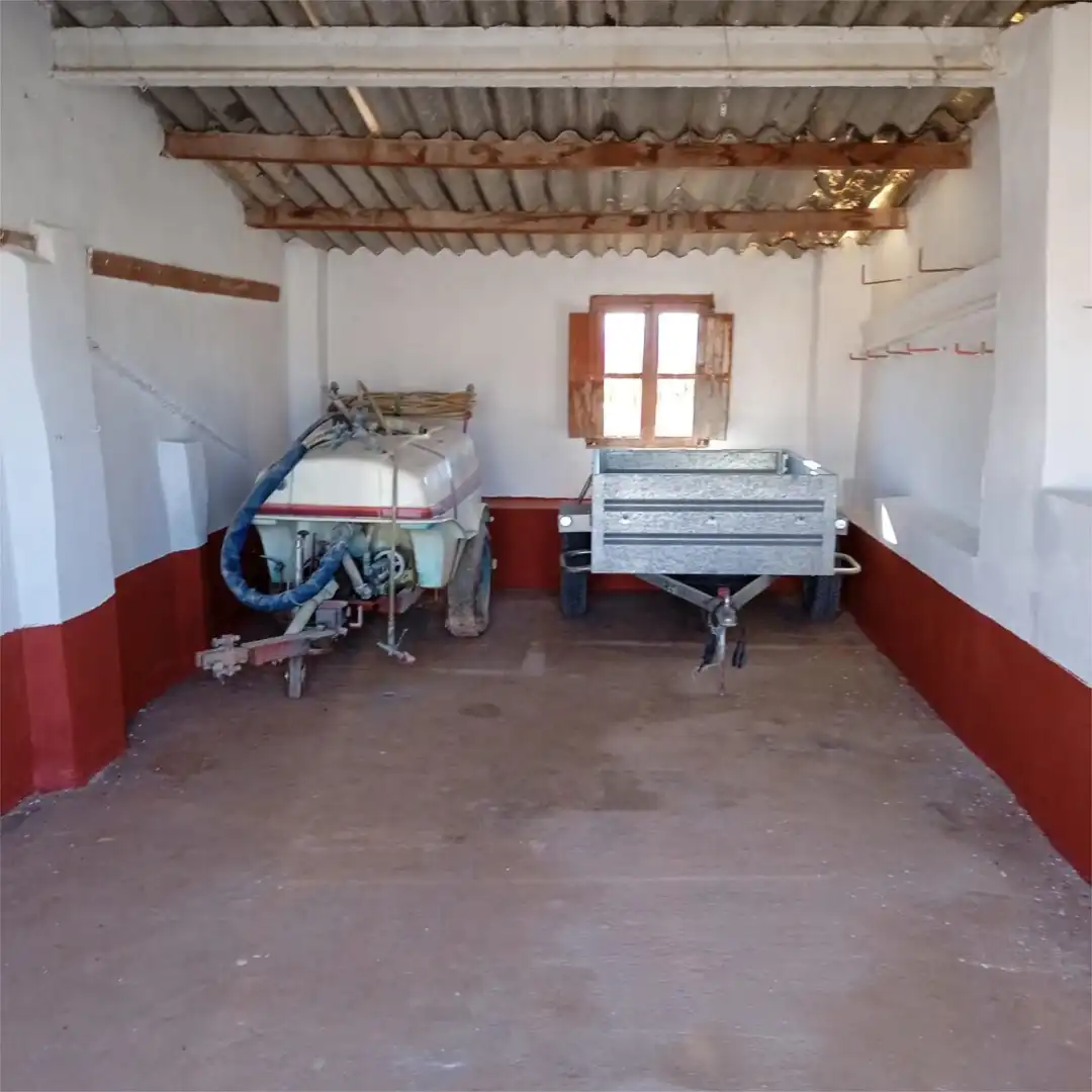 Finca rústica en venda en Villar del Arzobispo amb Traster