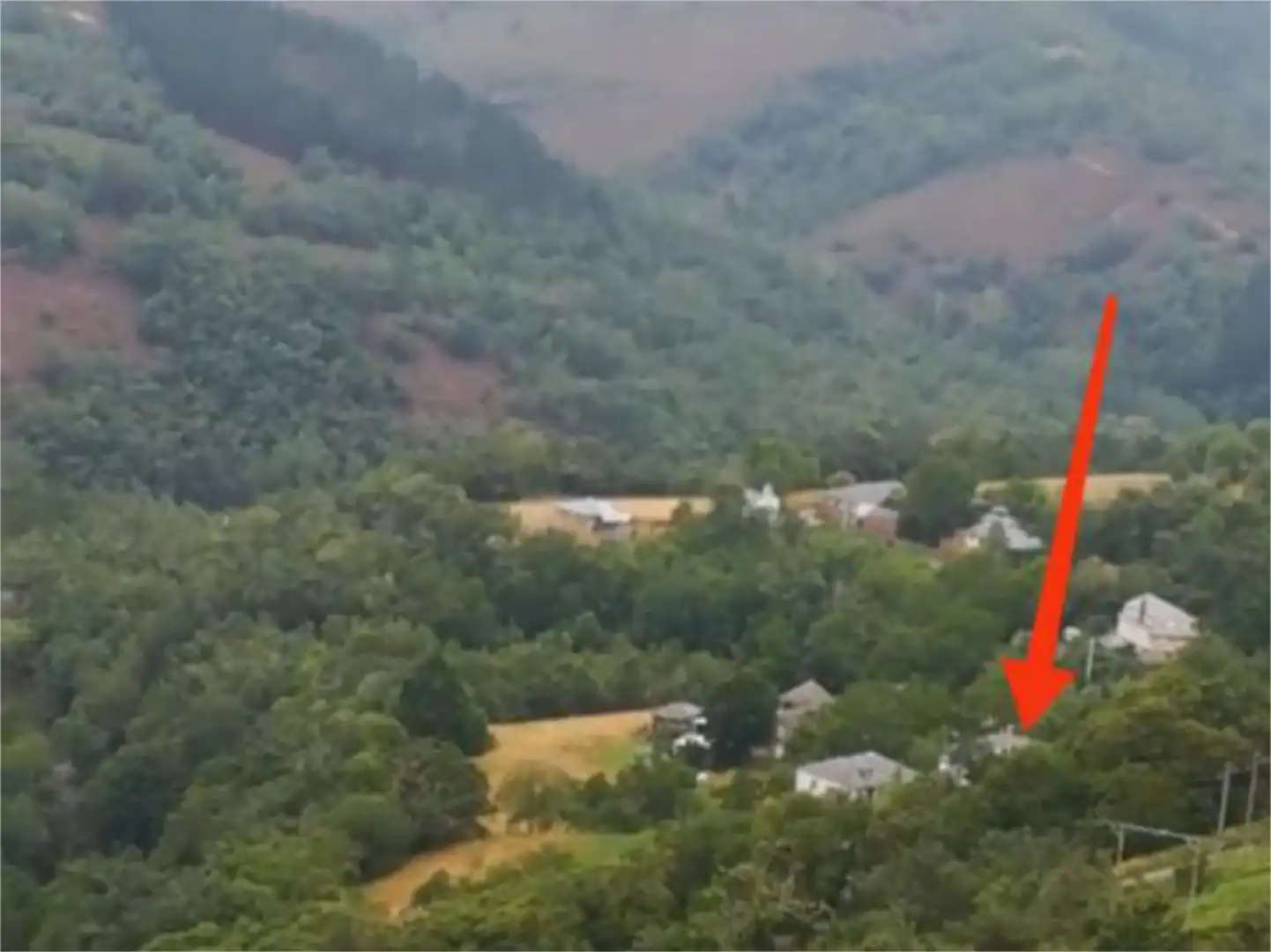Finca rústica en venda en Navia de Suarna amb Calefacció, Jardí privat i Terrassa