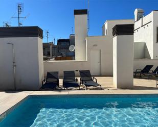 Swimming pool of Flat to rent in  Barcelona Capital  with Air Conditioner, Terrace and Swimming Pool