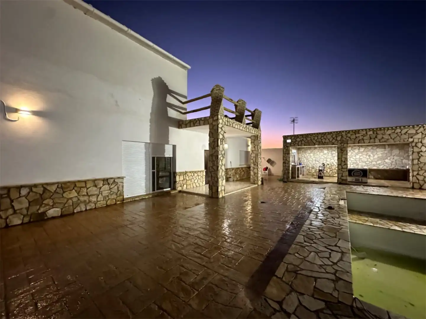 Casa o chalet de alquiler en Calle Injerta, 9, Monteolivete - Camino Sevilla Vista exterior de Casa o chalet de alquiler en Sanlúcar de Barrameda con Aire acondicionado, Calefacción y Piscina