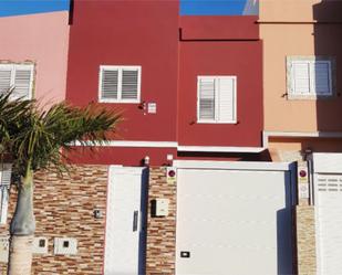 Casa adosada en venda a Calle Argones, 27, Cruce de Arinaga