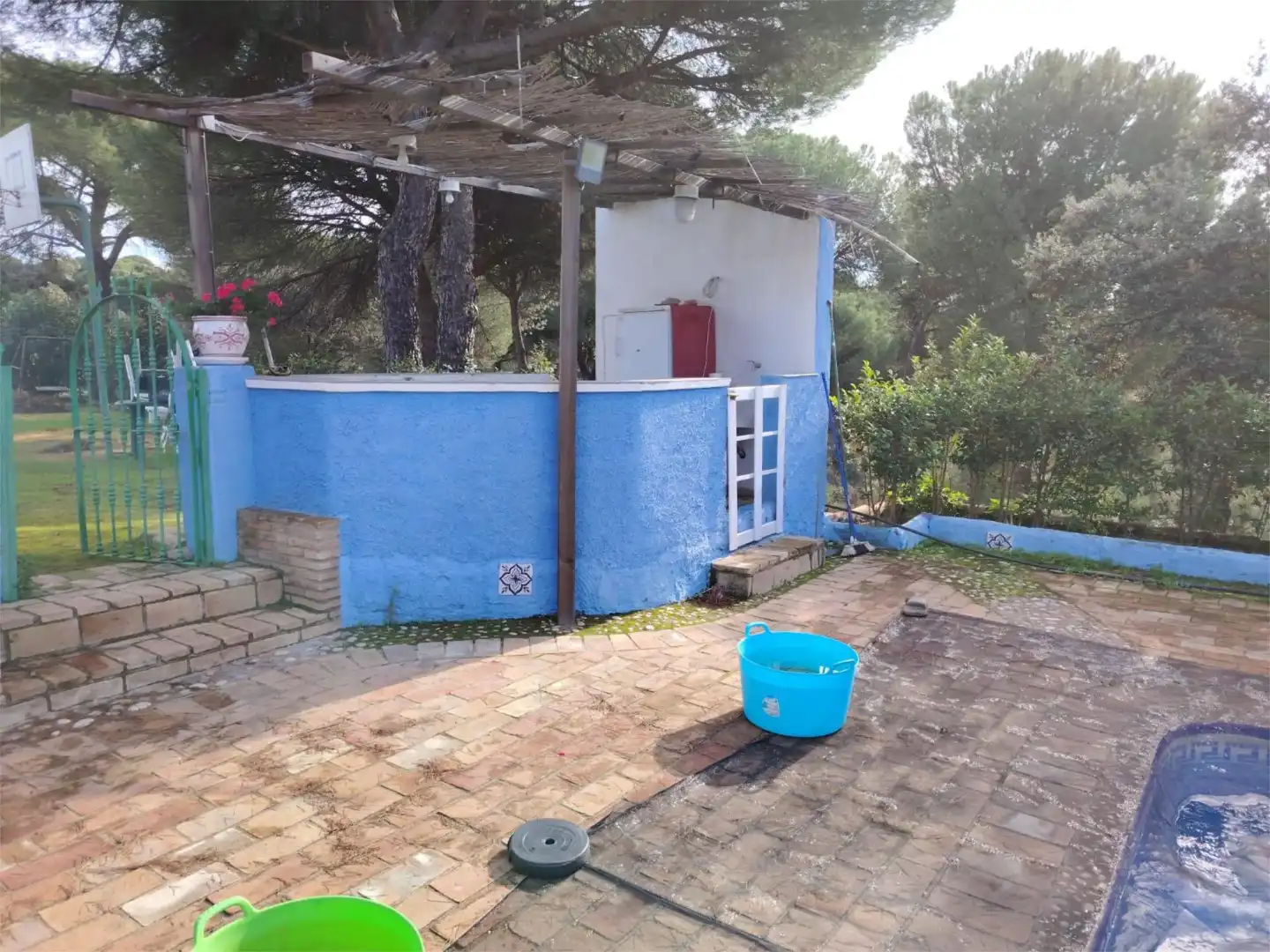 Houses for sale in Santuario Virgen de la Cabeza, 13, Andújar Garden of Houses for sale in Andújar with Terrace and Swimming Pool