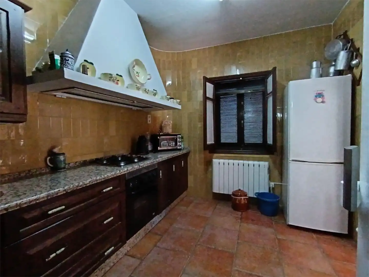 Houses for sale in Santuario Virgen de la Cabeza, 13, Andújar Kitchen of Houses for sale in Andújar with Terrace and Swimming Pool