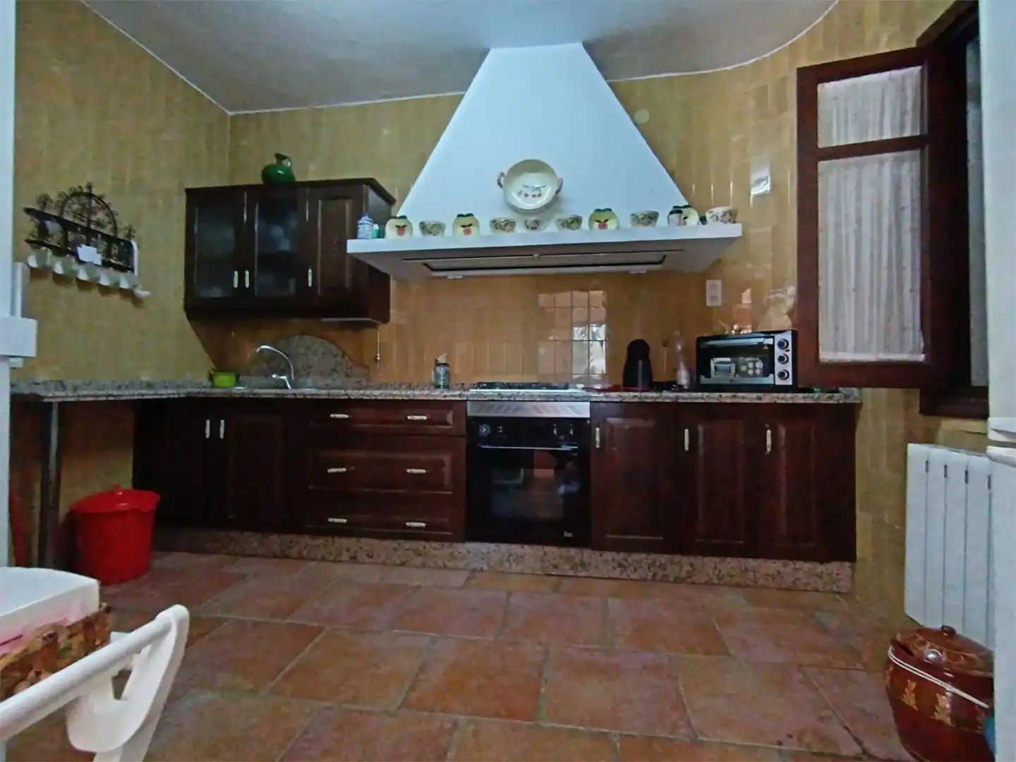 Houses for sale in Santuario Virgen de la Cabeza, 13, Andújar Kitchen of Houses for sale in Andújar with Terrace and Swimming Pool