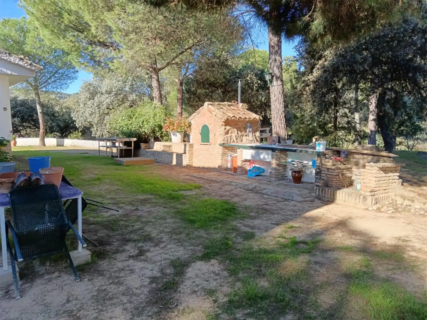 Houses for sale in Santuario Virgen de la Cabeza, 13, Andújar Garden of Houses for sale in Andújar with Terrace and Swimming Pool