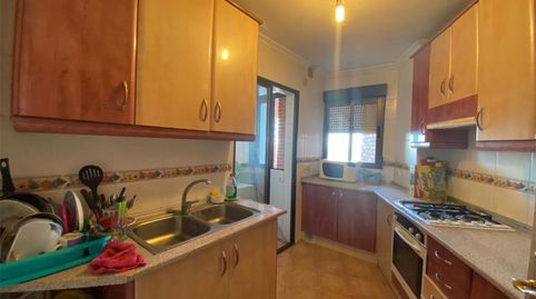 Foto 4 de Piso en venta en Calle Hermanos Quintero, 1, Carretas - Pajarita, Albacete Capital