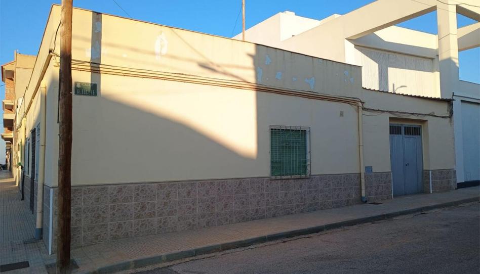 Casa adosada en venda a Calle Sevilla, 55, Picassent, Valencia - imatge 1 Foto 1 de Casa adosada en venda a Calle Sevilla, 55, Picassent, Valencia