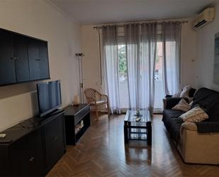 Living room of Flat to rent in  Barcelona Capital  with Air Conditioner, Heating and Parquet flooring