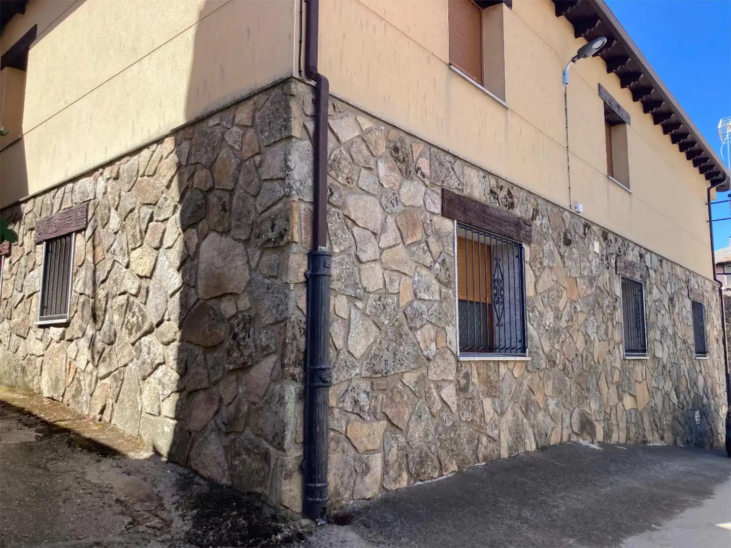 Exterior view of Detached homes for sale in Lagunilla  with Heating, Storage room and Balcony