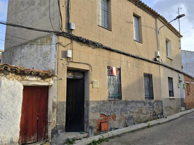 Planta baja en Venta en Calle Ángel, 12 en Navahermosa