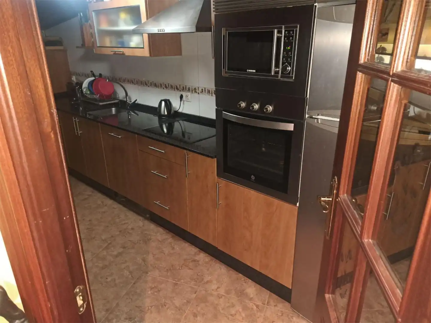 Casa adosada en venta en Calle San Martin, 16, Villagatón Cocina de Casa adosada en venta en Villagatón con Calefacción, Jardín privado y Terraza
